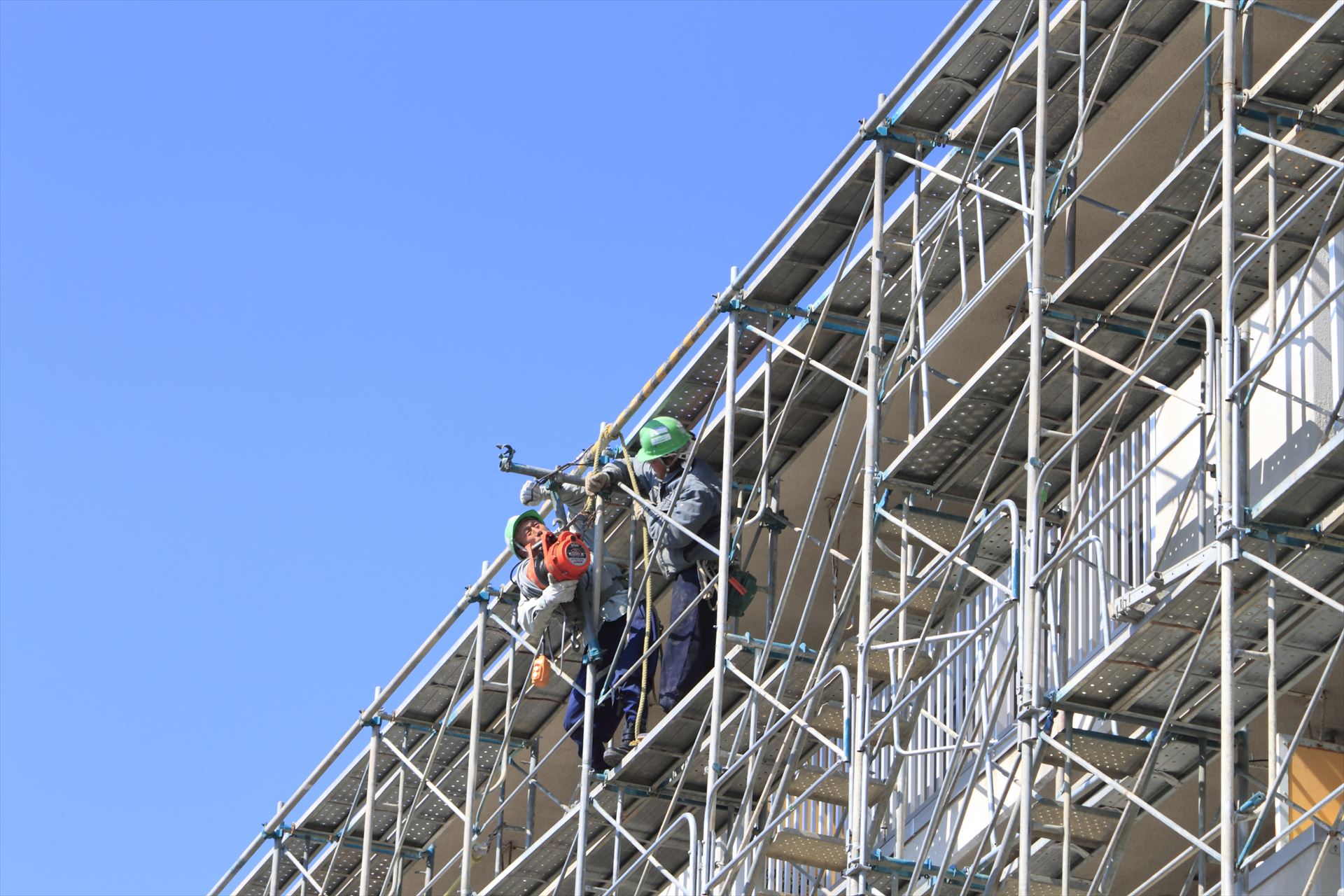 求人を行う正社員 | 神奈川県相模原の鳶職の求人なら池住建設株式会社